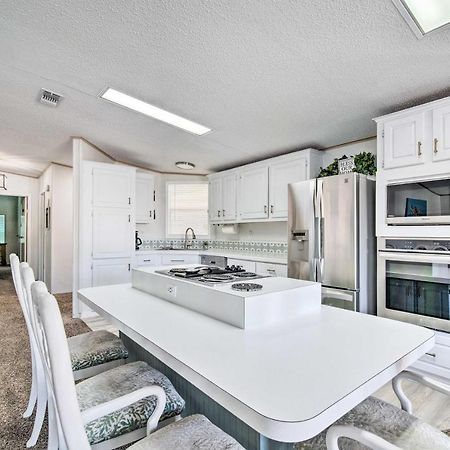 Retreat On The River With Boat Dock, Porch, And Grill! Homosassa Exterior photo
