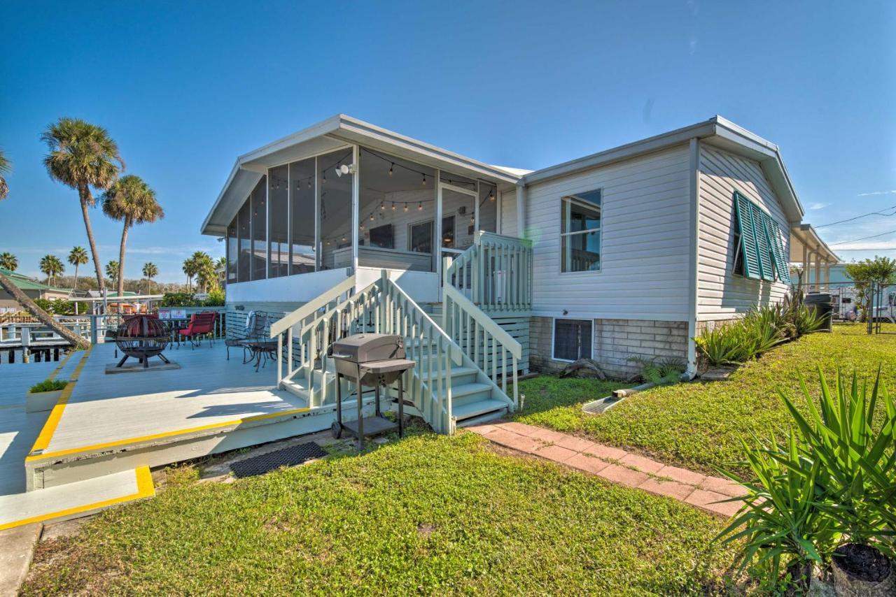 Retreat On The River With Boat Dock, Porch, And Grill! Homosassa Exterior photo