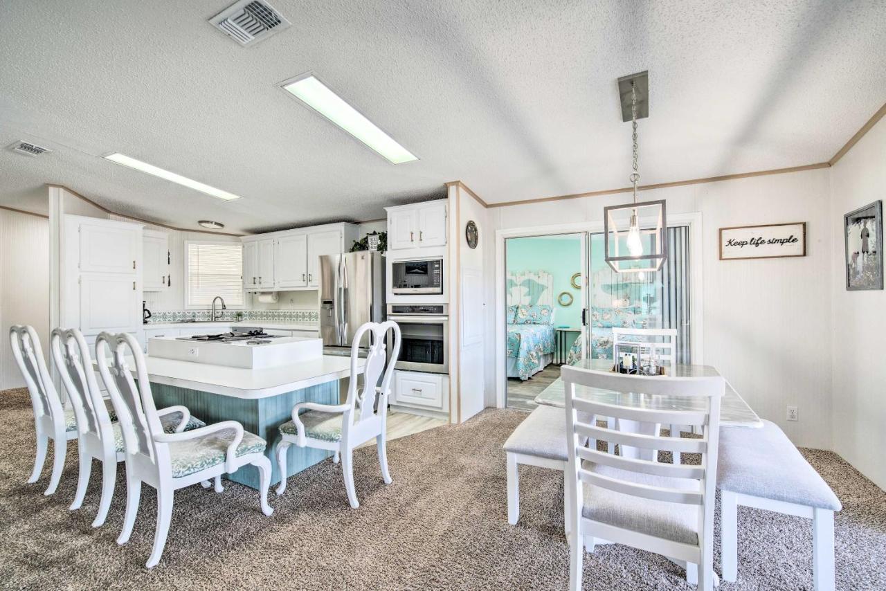 Retreat On The River With Boat Dock, Porch, And Grill! Homosassa Exterior photo